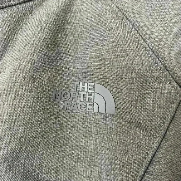 The North Face Women’s Gray Softshell Jacket Small Lightweight Weather-Resistant - Picture 4 of 12